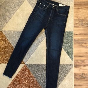 Rag and Bone high rise ankle skinny raw hem 26